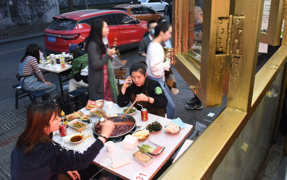 食客在线：探索数字化转型下的餐饮新机遇